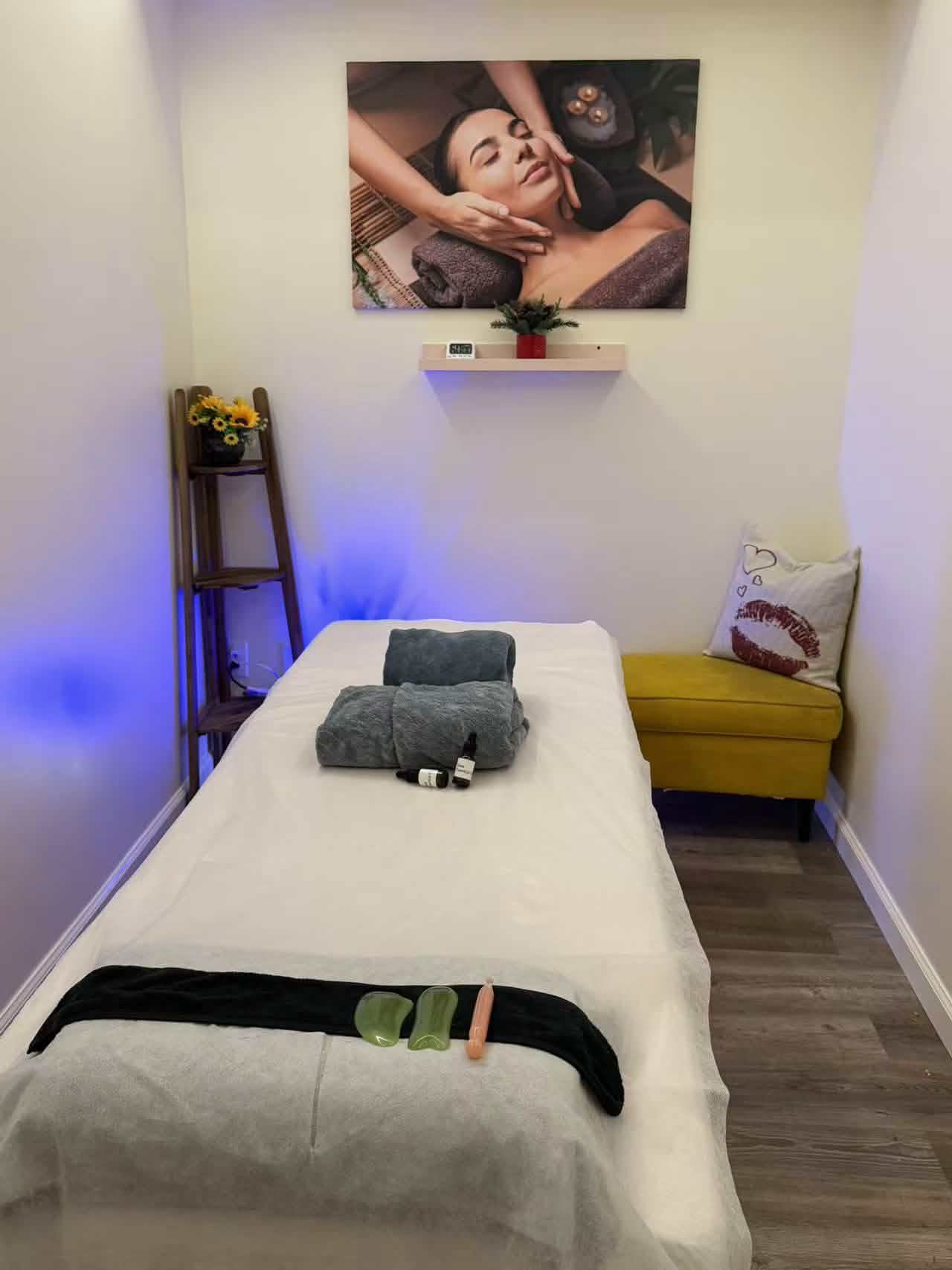 Massage treatment room at INatural Sara Spa